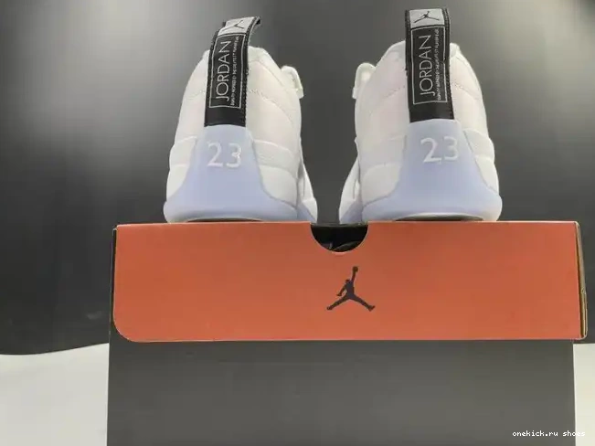 Rep DB0733-190 (2021) JORDAN 12 EASTER RETRO LOW AIR 0509
